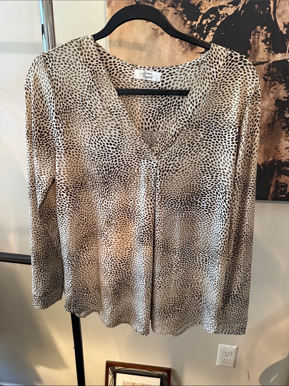 Ann Taylor Beige and Black Printed V-Neck Blouse